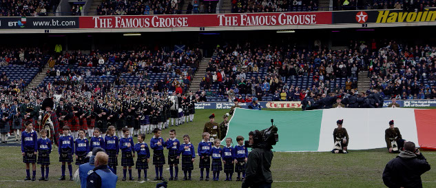 Clan Italia provided the Italian National Tartan kilts for the mascots of the Italian Rugby team at Murrayfield, Edinburgh for 6 Nations 2005