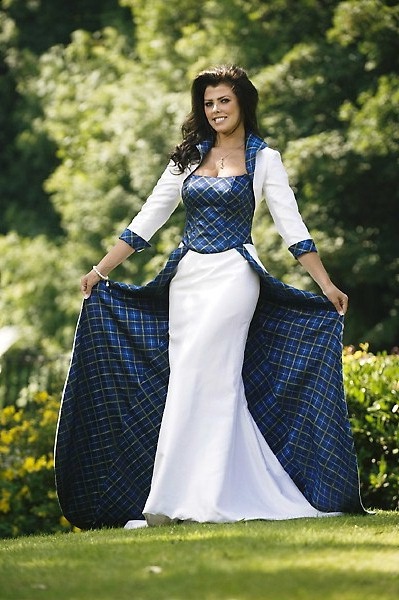 Nieve Jennings models Italian National Tartan Wedding dress